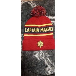 Captain Marvel Weave Knit Unisex Beanie Red Winter Pom Pom NWT